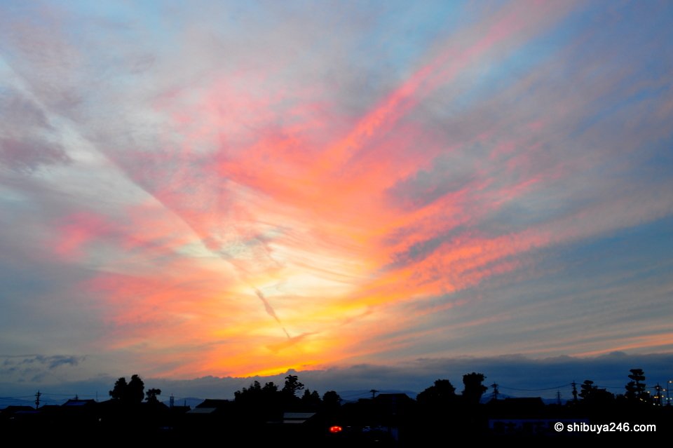 The sky suddenly lit up.